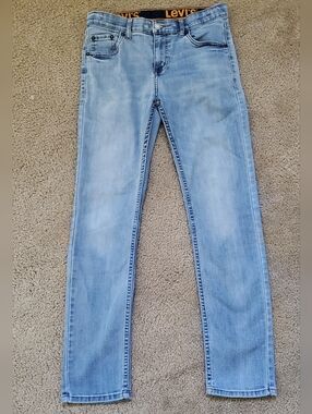 Levi's 510 - Boys Size 18/ 31 Length